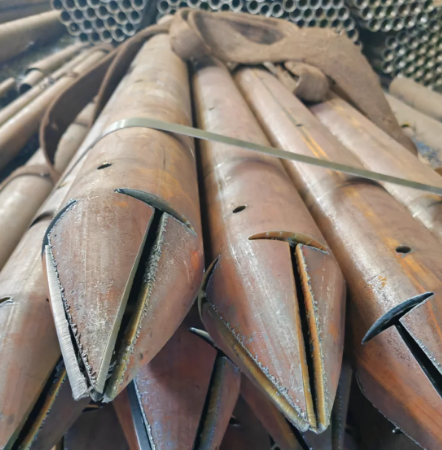 襄阳出尖打孔加工无缝注浆钢花管注浆管厂家